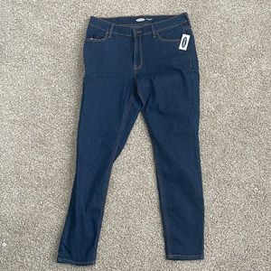 Old Navy Super Skinny Mid-Rise Jeans (Short)